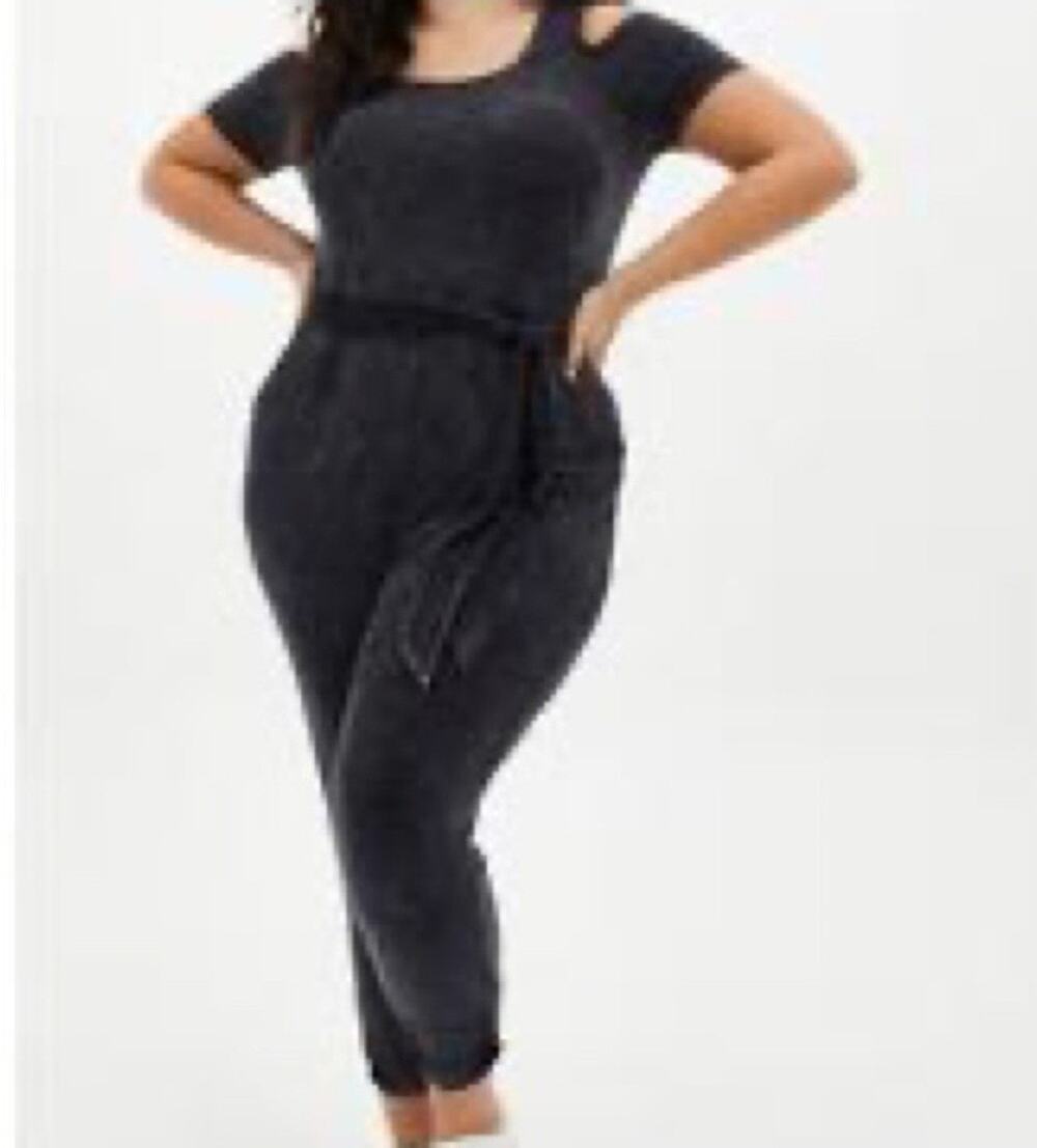 Torrid Super Soft Womens Black Wash Cold Shoulder Belted Jumpsuit Plus Size 2